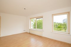 Aardbisschop Romerostraat 332  Utrecht 041.jpg
